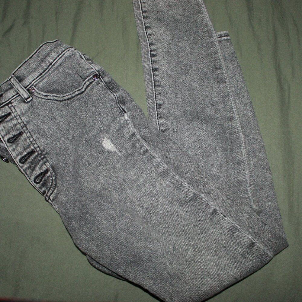 Express Women's High Waisted Ripped Skinny High Rise Jeans Grey Wash Size 8